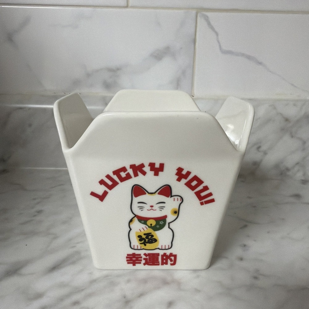 Mad Engine Lucky You Cat Chinese‎ Take Out Decor Sculpture